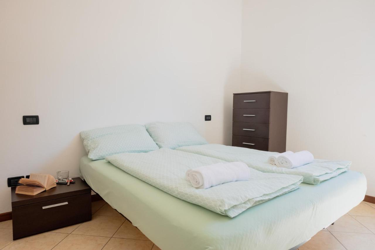 By The Lake Apartments - Centro Storico Desenzano del Garda Zewnętrze zdjęcie